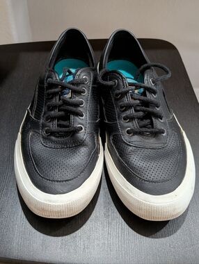 Sperry Topsiders, Size 8, Black Leather Lace-Up Sneakers